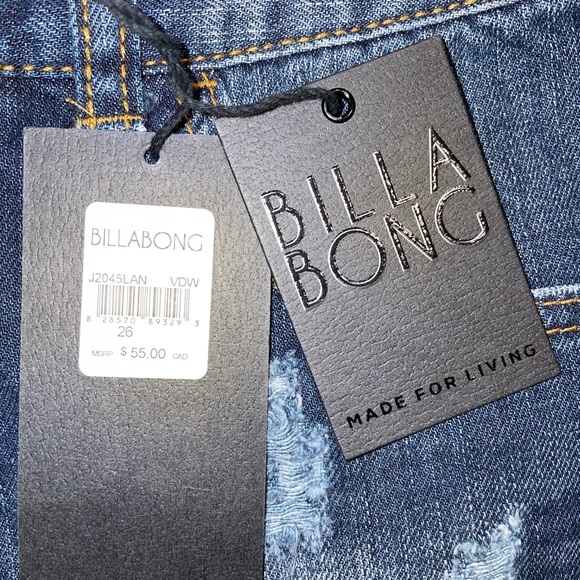 BILLABONG Shorts - Picture 3 of 4